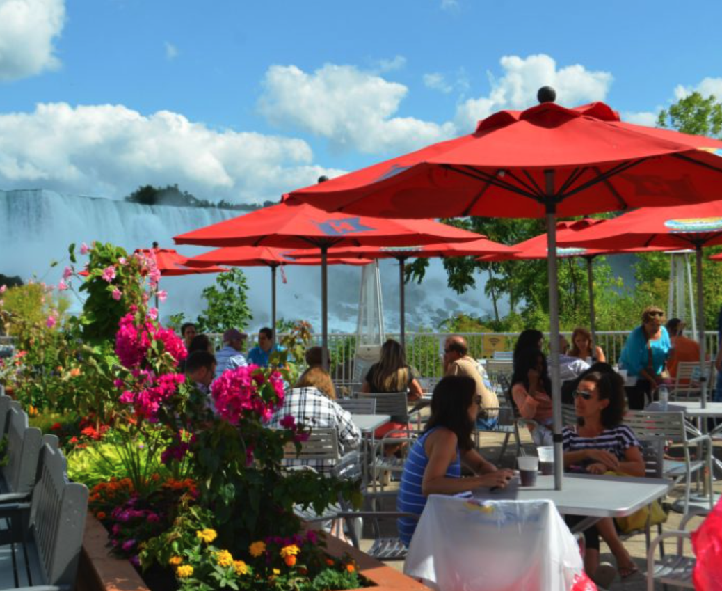 Dine Looking at the Falls